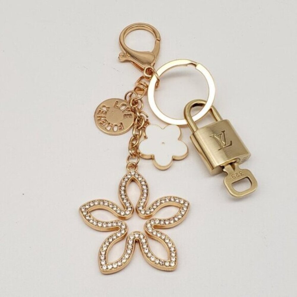 Authentic Louis Vuitton Lock & Key with Unbranded Flower Charm, Keychain - Picture 2 of 13